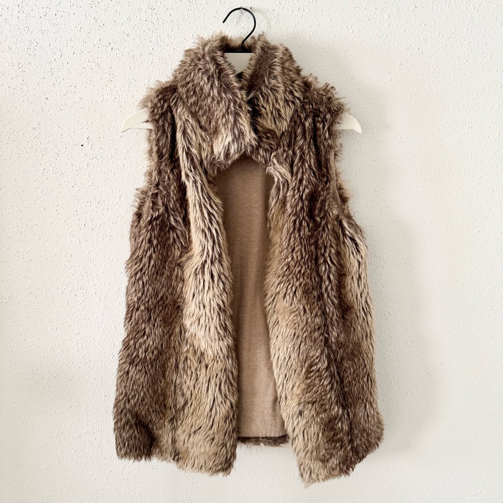BERSHKA Faux Fur Vest Sleeveless Gilet Women's Size Small Brown Jacket Winter S